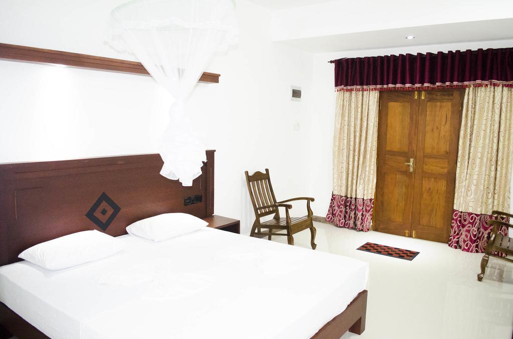 מיריסה Suwa Arana Resort חדר תמונה
