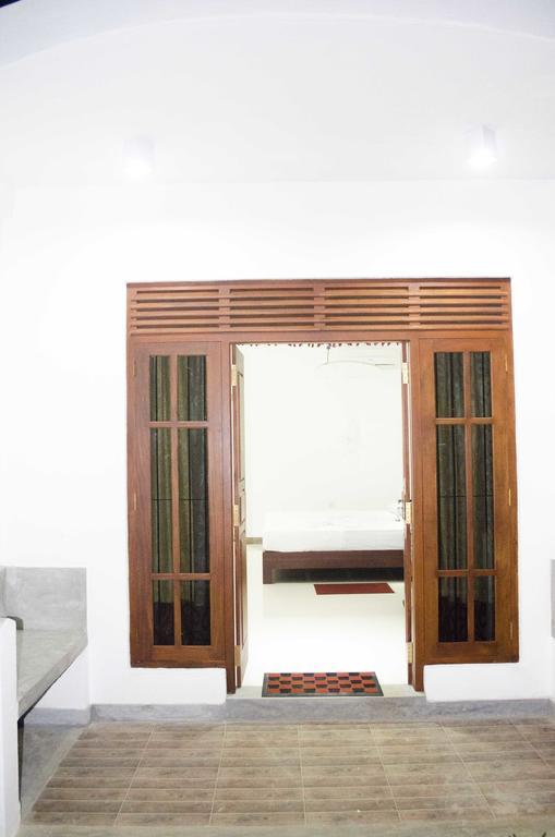 מיריסה Suwa Arana Resort חדר תמונה