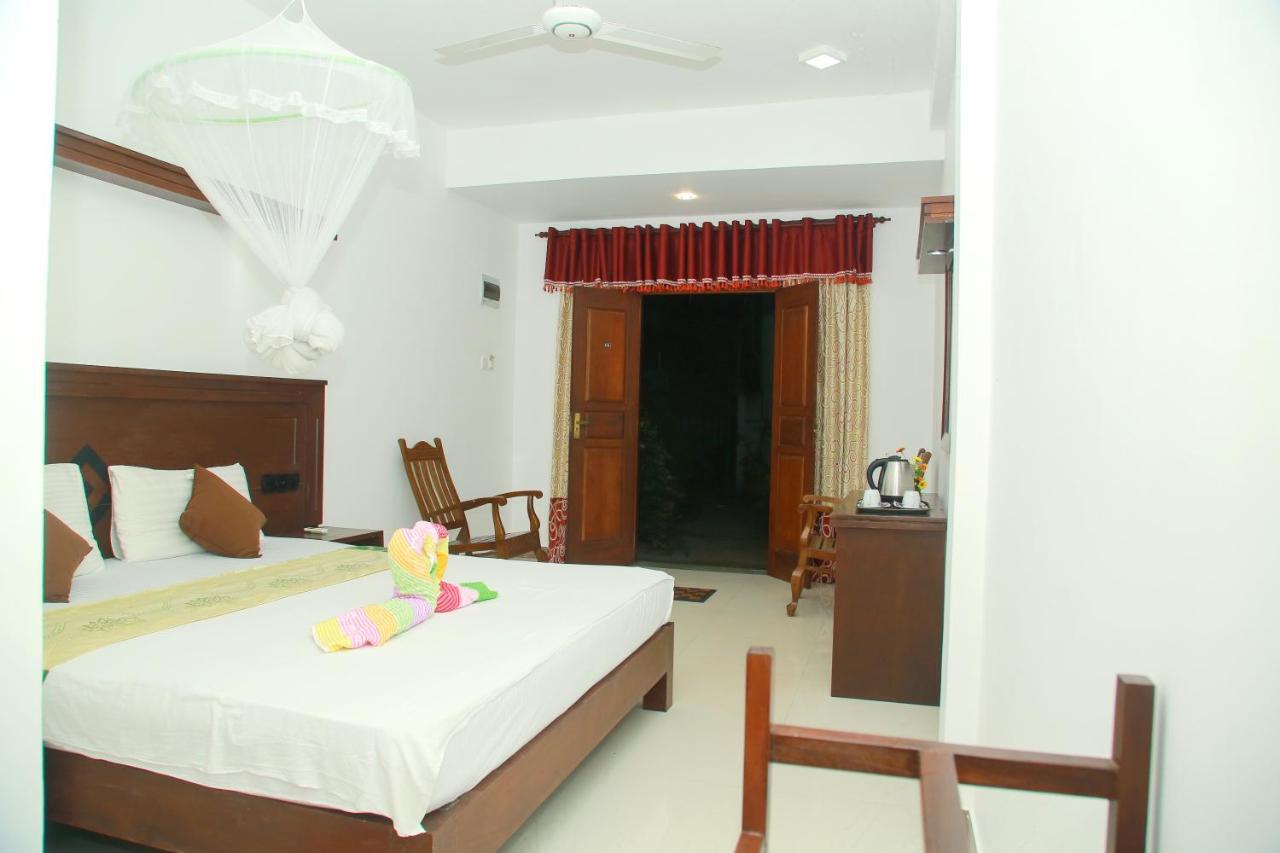 מיריסה Suwa Arana Resort מראה חיצוני תמונה